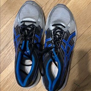 ASICS men’s running shoes